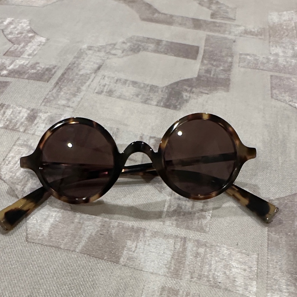 Dolce & Gabana Tortoise Shell Round Sunglasses - Picture 5 of 8